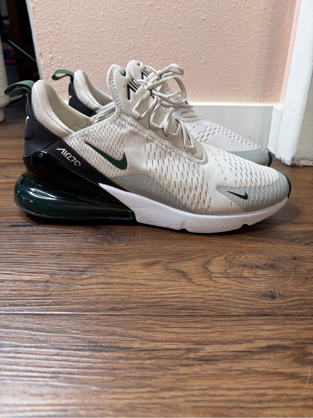 Nike Air 270